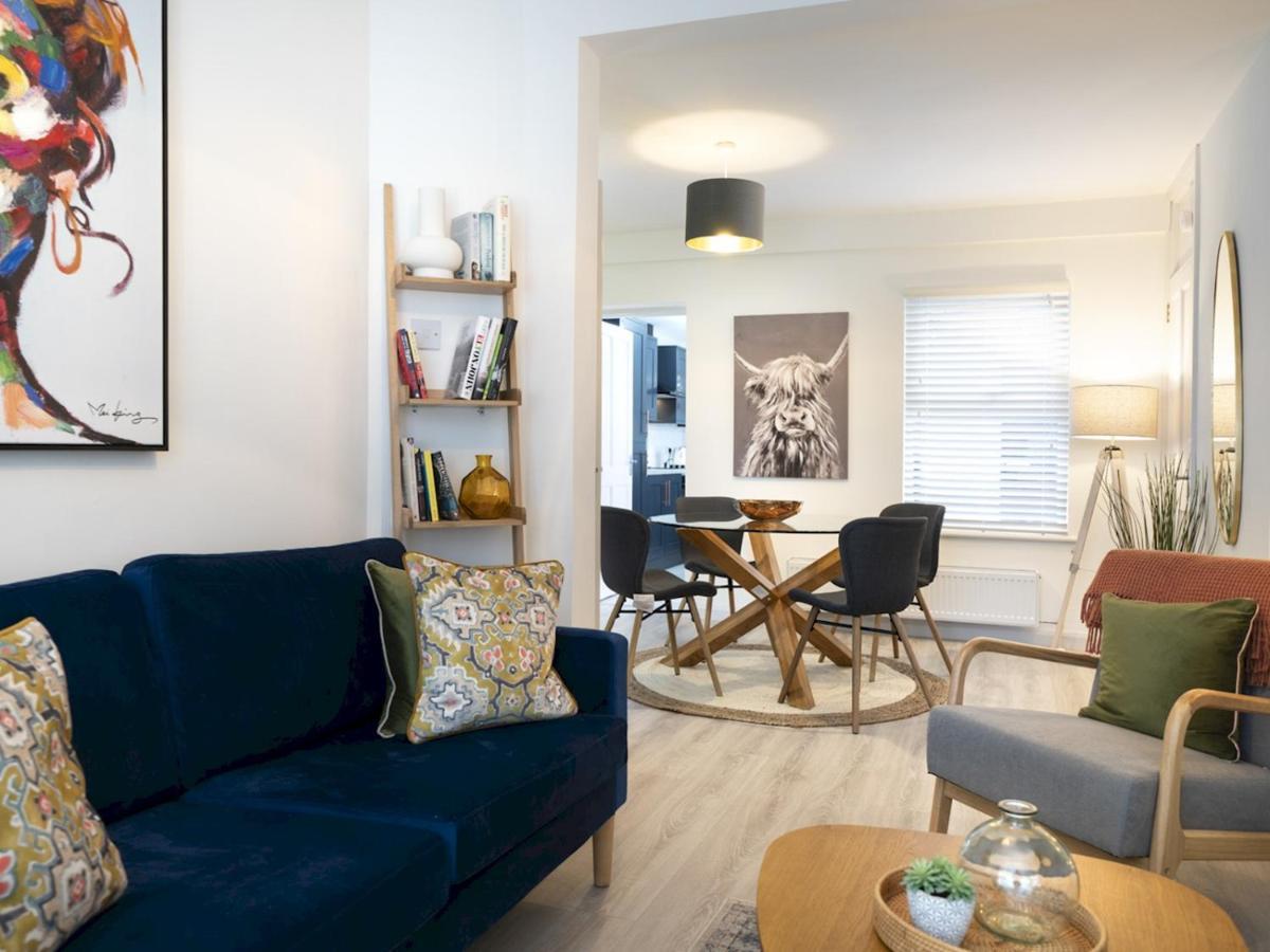 Pass The Keys 58 Lw Ave Stunning 2br Terrace Location Lots Nearby