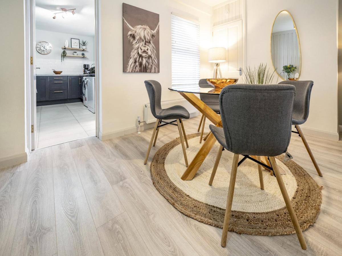Pass The Keys 58 Lw Ave Stunning 2br Terrace Location Lots Nearby