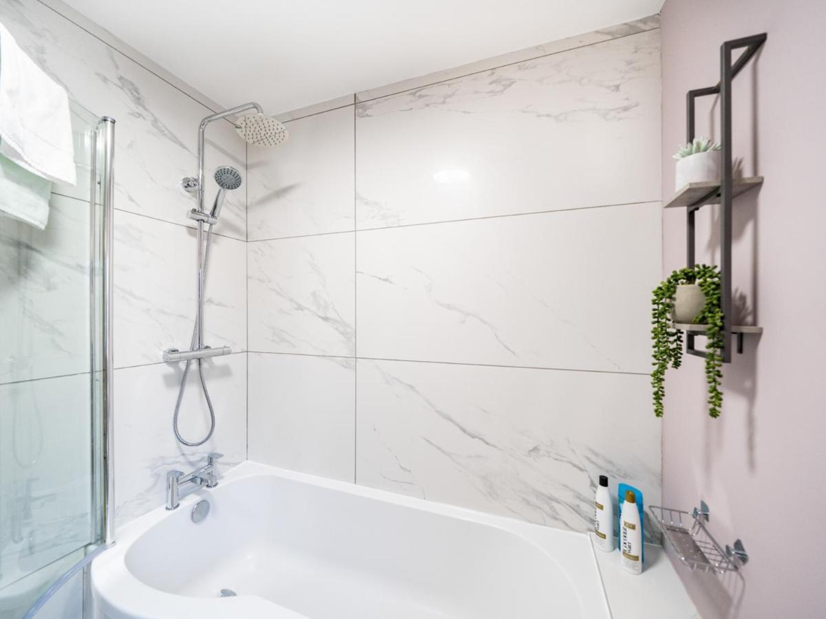 Pass The Keys 58 Lw Ave Stunning 2br Terrace Location Lots Nearby Hébergement de vacances *