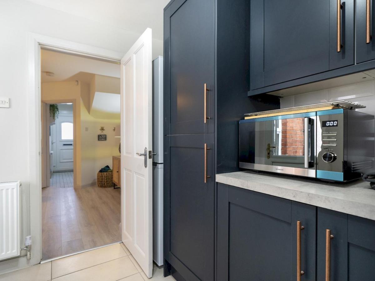 Pass The Keys 58 Lw Ave Stunning 2br Terrace Location Lots Nearby Hébergement de vacances Belfast